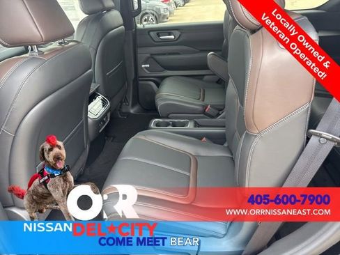 New 2026 Nissan Armada SL w/ Captain's Chari Seat Package AWD/4WD image 10