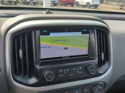 Used 2018 Chevrolet Colorado LT w/ LPO, Premium Interior Package image 15