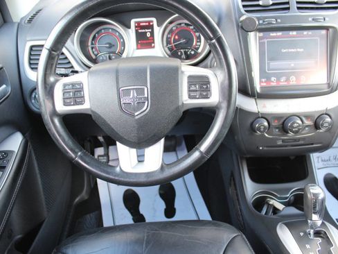 Used 2013 Dodge Journey Crew w/ Navigation & Sound Group I image 20