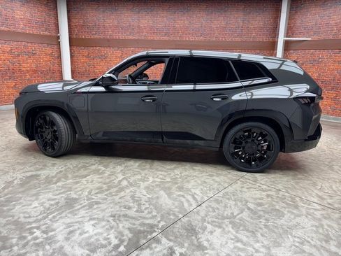 New 2026 BMW XM Label Red image 2