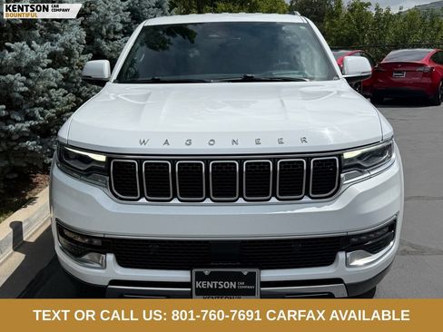 Used 2022 Jeep Wagoneer Series III w/ Rear Seat Video Group 1 AWD/4WD image 2