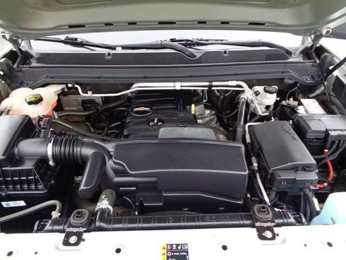 Used 2018 Chevrolet Colorado W/T w/ WT Convenience Package image 10