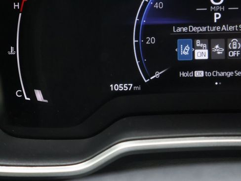 Used 2025 Toyota Corolla XSE image 31