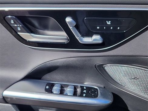 Certified 2025 Mercedes-Benz C 300 4MATIC Sedan image 11