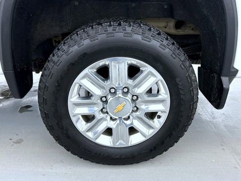 Used 2022 Chevrolet Silverado 2500 High Country w/ Technology Package image 22