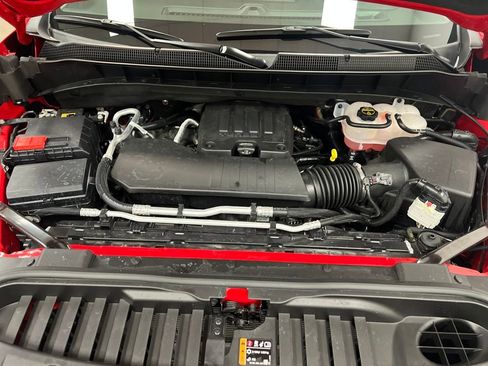 Used 2025 Chevrolet Silverado 1500 Custom image 22