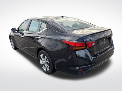 Used 2025 Nissan Altima 2.5 S image 6