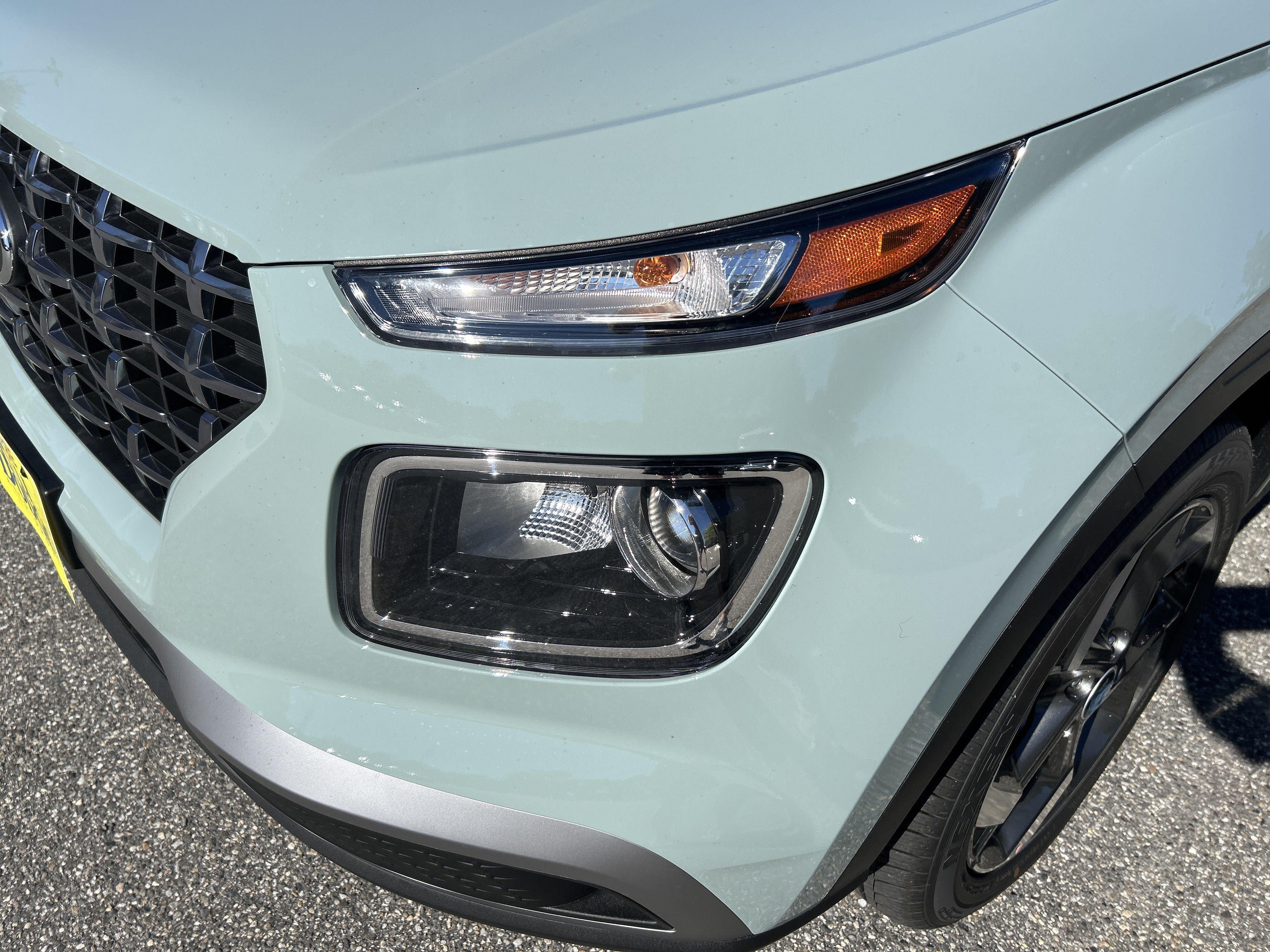 New 2026 Hyundai Venue SEL FWD image 36