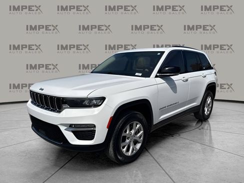 Used 2022 Jeep Grand Cherokee Limited AWD/4WD image 1