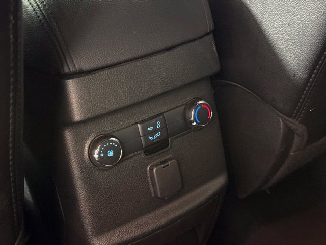 Used 2017 Ford Explorer XLT w/ Equipment Group 202A FWD image 32