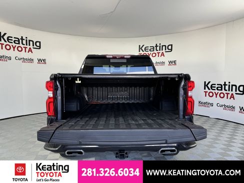 Used 2024 Chevrolet Silverado 1500 High Country w/ Technology Package AWD/4WD image 17