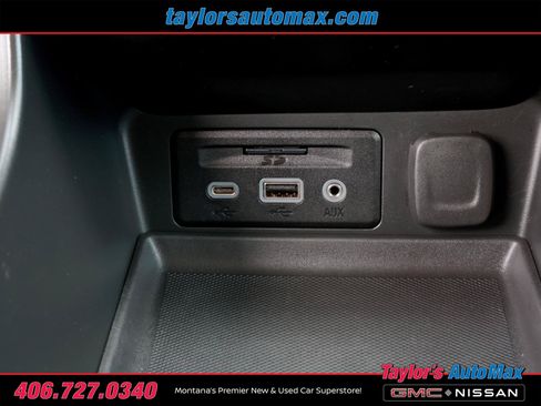 Used 2023 GMC Terrain SLT w/ Infotainment Package II AWD/4WD image 27