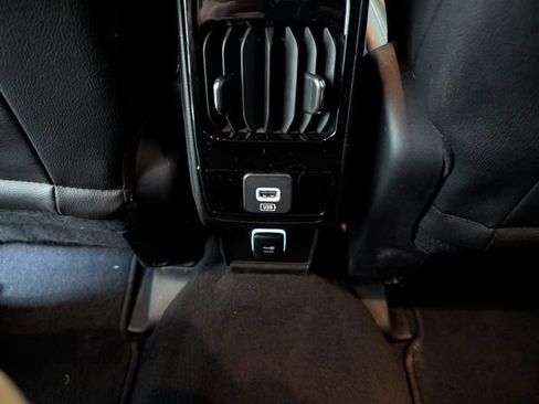 Used 2025 Jeep Compass Limited AWD/4WD image 9