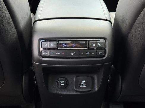 Used 2024 Hyundai Palisade Calligraphy AWD/4WD image 16