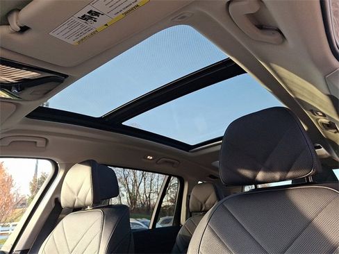 Used 2023 BMW X7 xDrive40i w/ Executive Package image 14