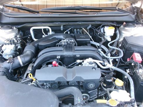 Used 2018 Subaru Outback 2.5i Limited AWD/4WD image 36
