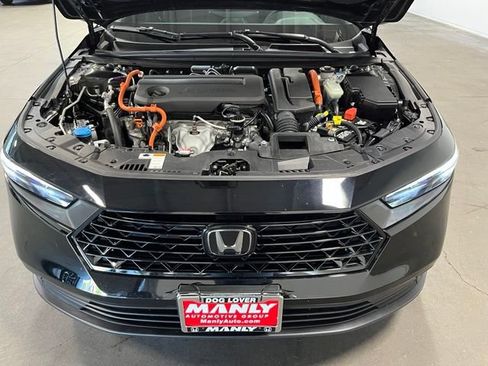 Used 2024 Honda Accord Sport image 9