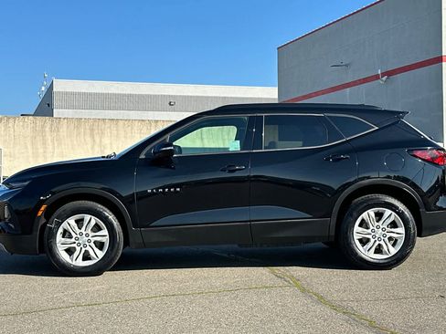 Used 2021 Chevrolet Blazer LT image 9