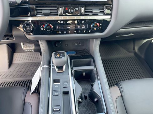 New 2026 Nissan Pathfinder Platinum w/ Cargo Package FWD image 18