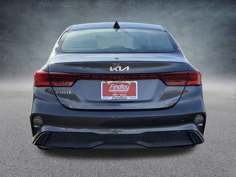 Used 2023 Kia Forte LXS image 5