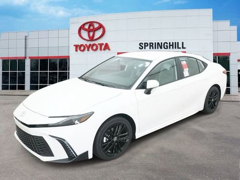 New 2026 Toyota Camry SE image 1