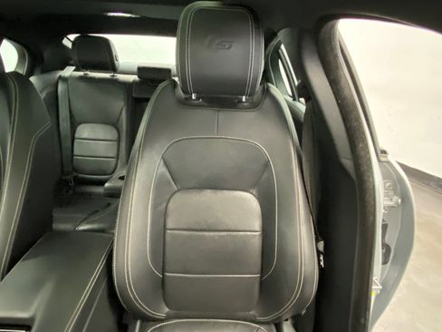 Used 2018 Jaguar XE S image 22