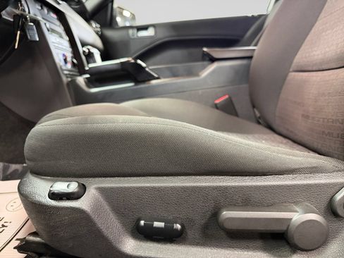 Used 2007 Ford Mustang Premium RWD image 33