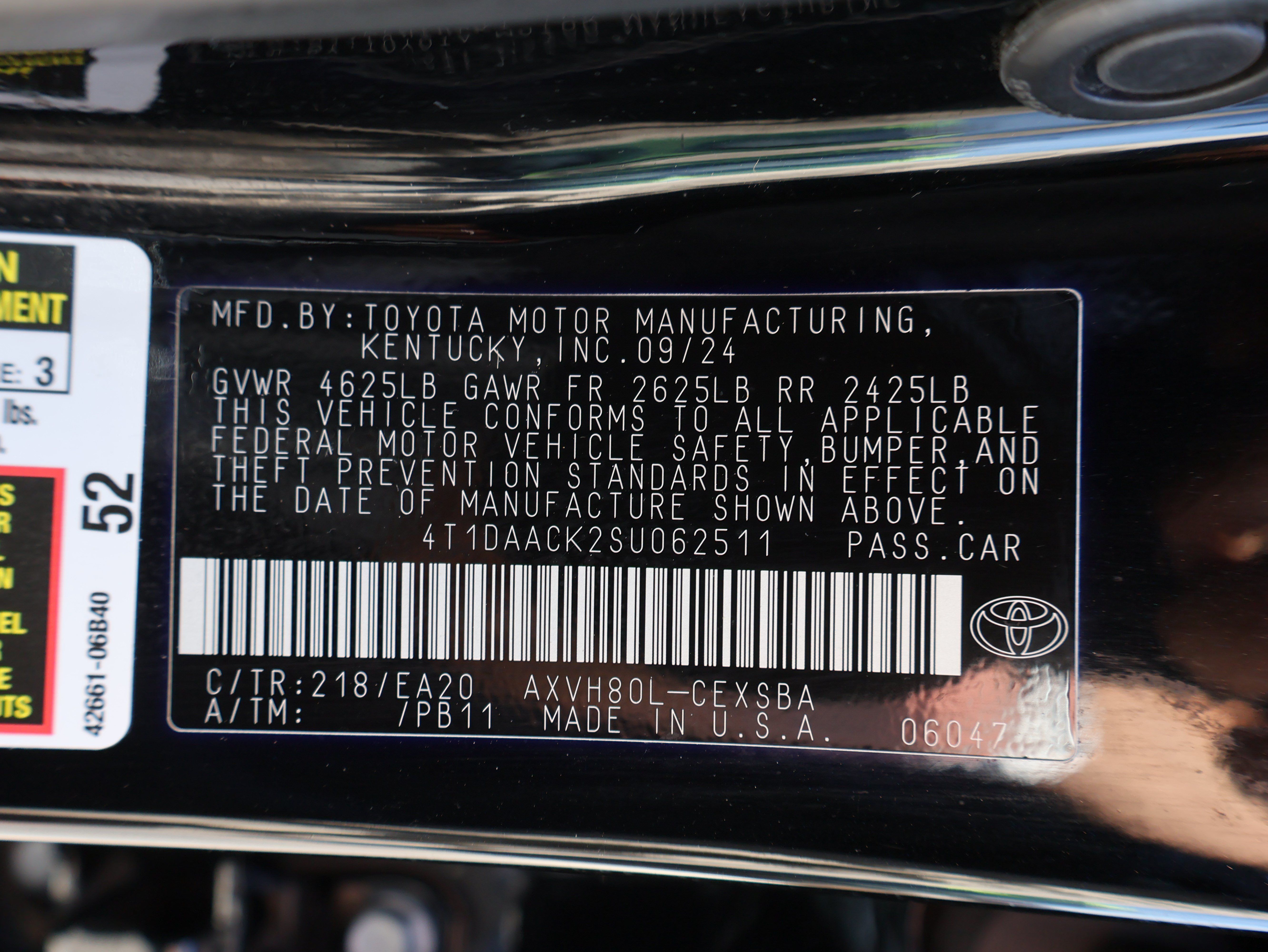 Used 2025 Toyota Camry SE FWD image 32