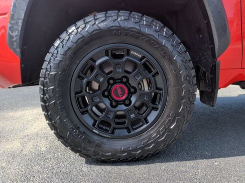 Used 2022 Toyota Tundra TRD Pro AWD/4WD image 10