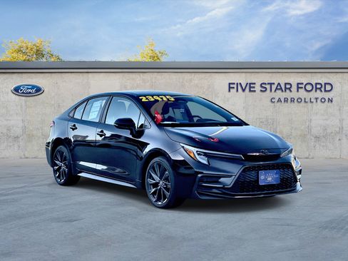 Used 2024 Toyota Corolla SE FWD image 1