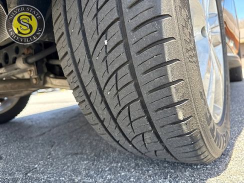 Used 2015 Mercedes-Benz ML 350 4MATIC w/ Premium 1 Package image 9