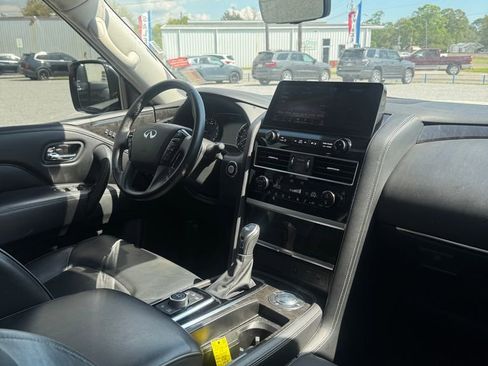 Used 2024 INFINITI QX80 Luxe image 13