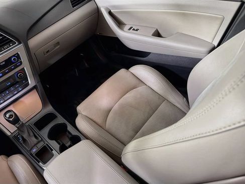 Used 2015 Hyundai Sonata Sport w/ Option Group 04 FWD image 25