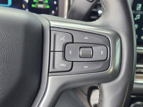 Used 2023 Chevrolet Silverado 1500 LT Trail Boss w/ LPO, Dark Essentials Package image 18