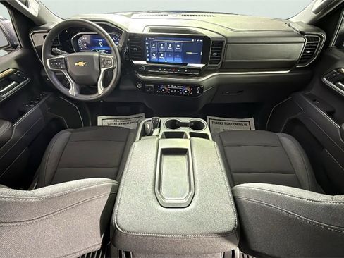Used 2025 Chevrolet Silverado 1500 LT image 30