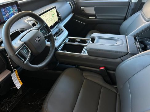 New 2027 Ford Expedition Max Active RWD image 9