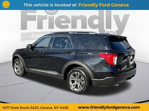 Used 2021 Ford Explorer XLT w/ Equipment Group 202A AWD/4WD image 8