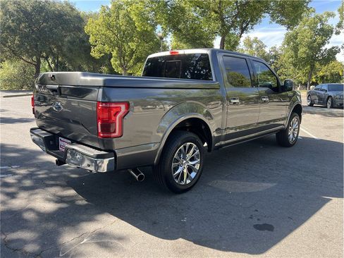 Used 2017 Ford F150 Lariat w/ Equipment Group 502A Luxury AWD/4WD image 7