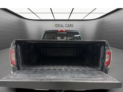 Used 2018 GMC Sierra 1500 SLT AWD/4WD image 18