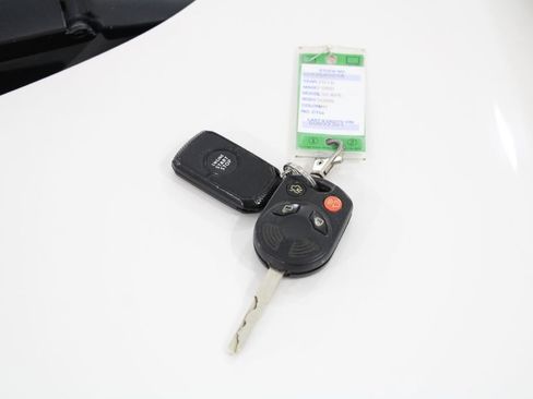 Used 2016 Ford Escape SE w/ Equipment Group 201A AWD/4WD image 10