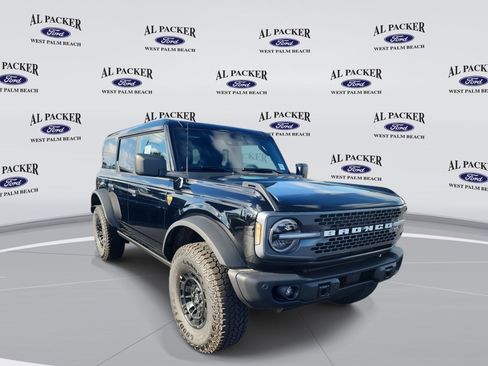 New 2026 Ford Bronco Badlands image 7