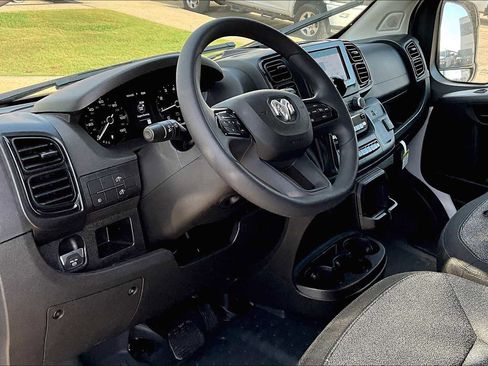 New 2026 RAM ProMaster 2500 w/ Convenience Group FWD image 9