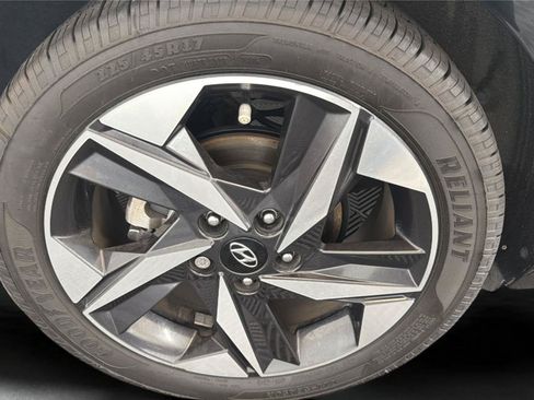 Used 2021 Hyundai Elantra SEL w/ Convenience + Premium Package FWD image 24