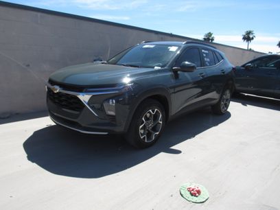 Used 2025 Chevrolet Trax LT w/ LT Convenience Package