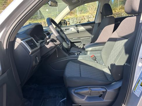 Used 2018 Volkswagen Atlas S image 15