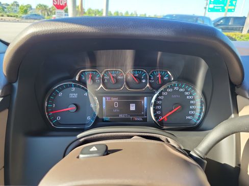 Used 2019 GMC Yukon SLT w/ Open Road Package image 30