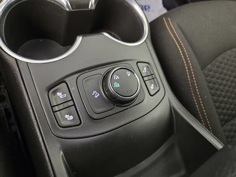 Used 2019 GMC Terrain SLE w/ Driver Convenience Package AWD/4WD image 27
