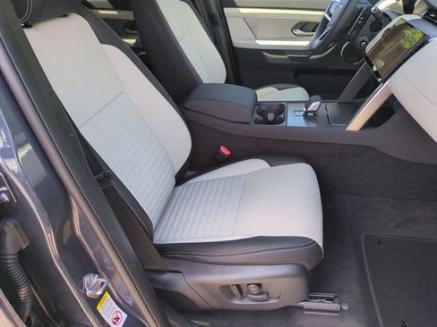 New 2026 Land Rover Discovery Sport Landmark AWD/4WD image 18