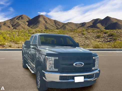 Used 2018 Ford F250 XL AWD/4WD image 5