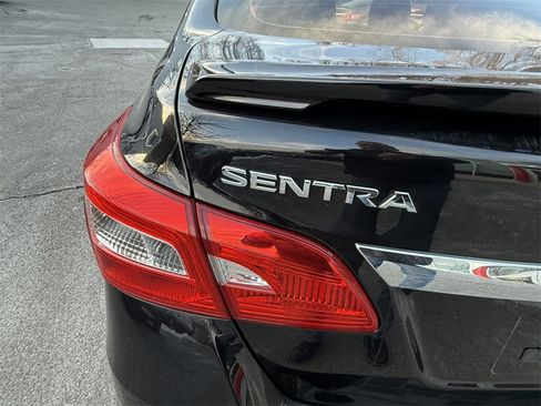 Used 2019 Nissan Sentra SR image 33
